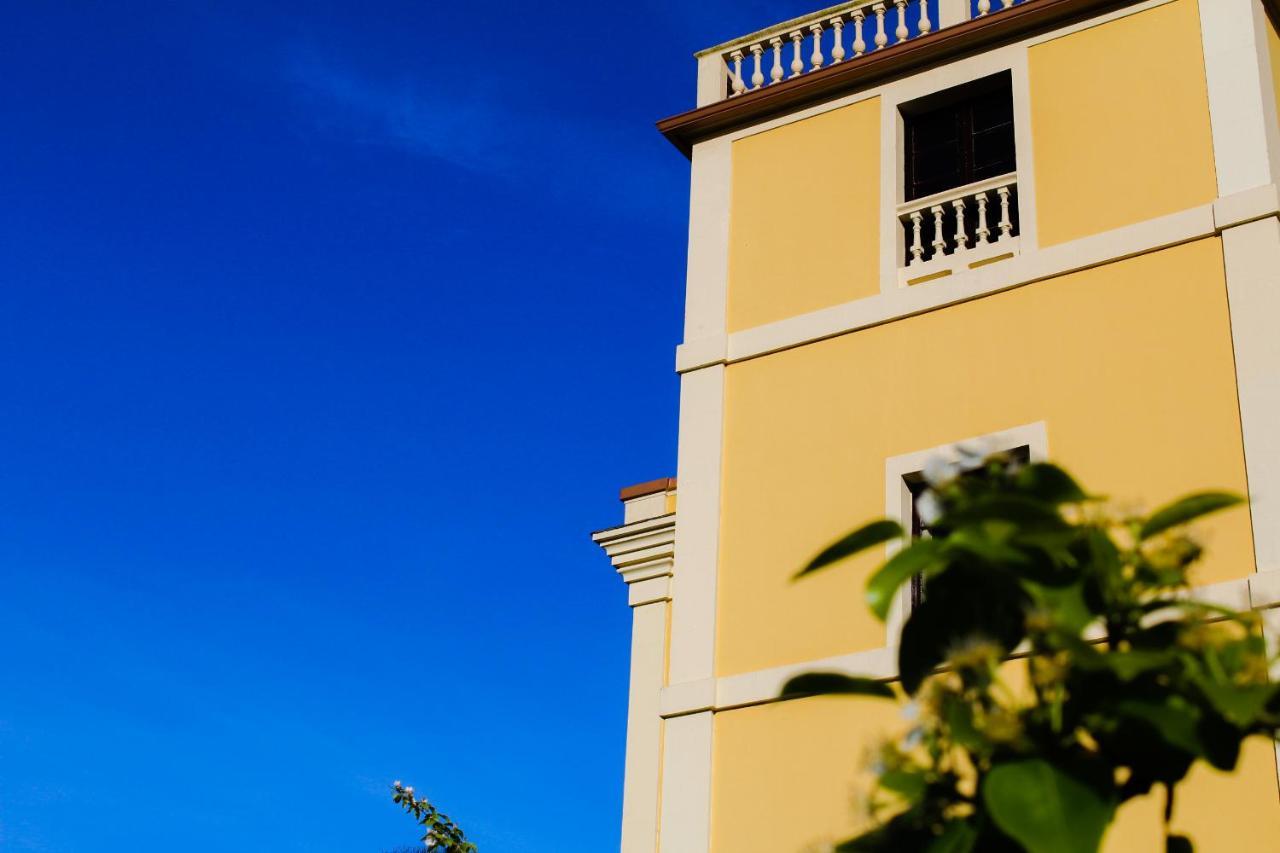 Santa Emilia Bed & Breakfast Mondoñedo Exterior foto
